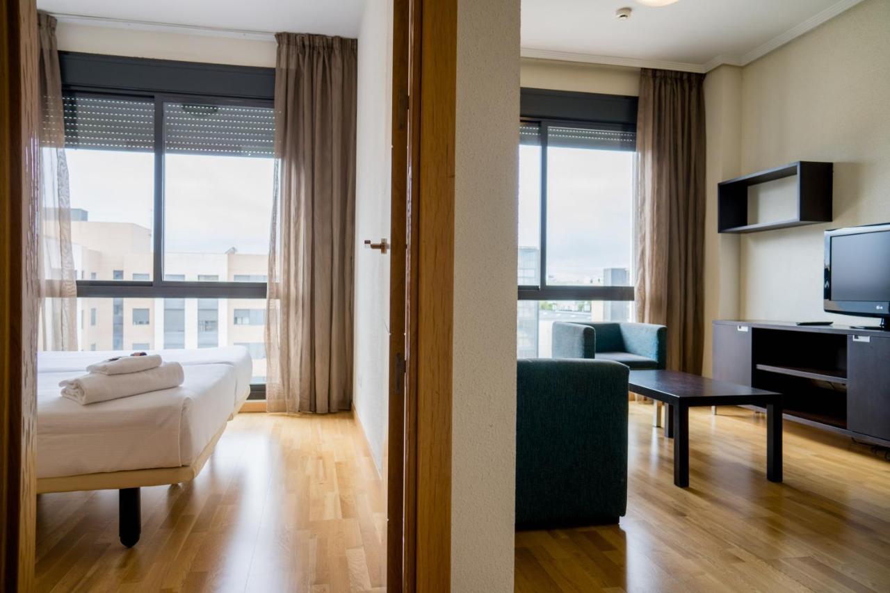 Compostela Suites Madrid Luaran gambar